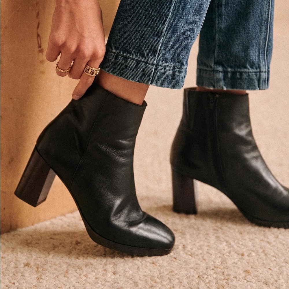 Sezane High Lexie Boots 💥NEW💥